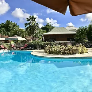 Résidence Le Vallon Guadeloupe Parc Piscine Appartements&studios&services Hôteliers à La Carte Saint-Francois (Grande-Terre)